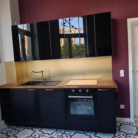 Stadtvilla - 160 Qm Zentrumsnah Lejlighed *