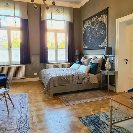 Lejlighed Stadtvilla - 160 Qm Zentrumsnah Rostock