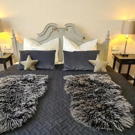 Lejlighed Stadtvilla - 160 Qm Zentrumsnah *